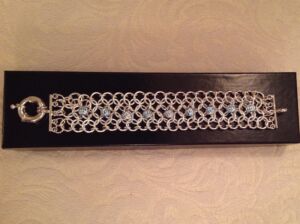 This is the Vicenza This is the Vicenza. A European 4 in 1 Chainmaille design.