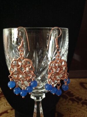 Rose gold and blue agate Chainmaille earrings. Rose gold and blue agate Chainmaille earrings.